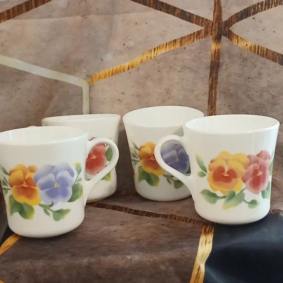 Vintage Corning Summer blush coffee cups set of 4 - Picture 3 of 4